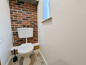 Photo 14- click for photo gallery